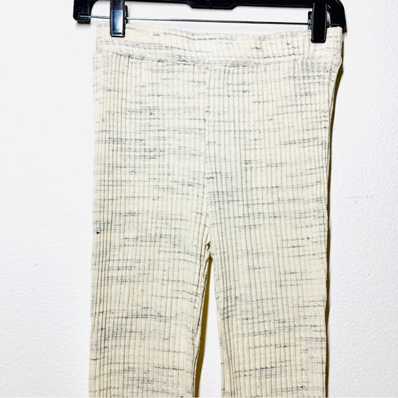 Monrow Marled Ribbed Soft Flare Leg Pants - Picture 5 of 7